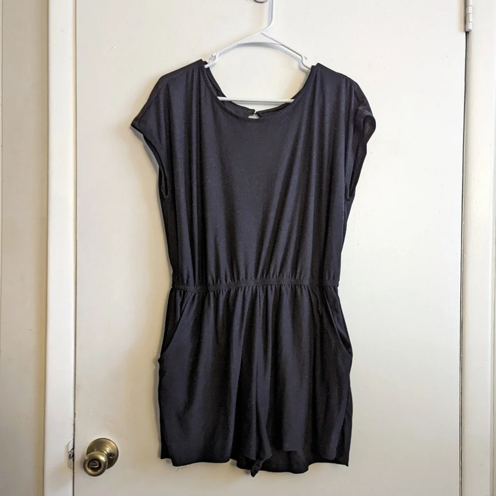 Just be... Large Black Romper - Picture 2 of 7